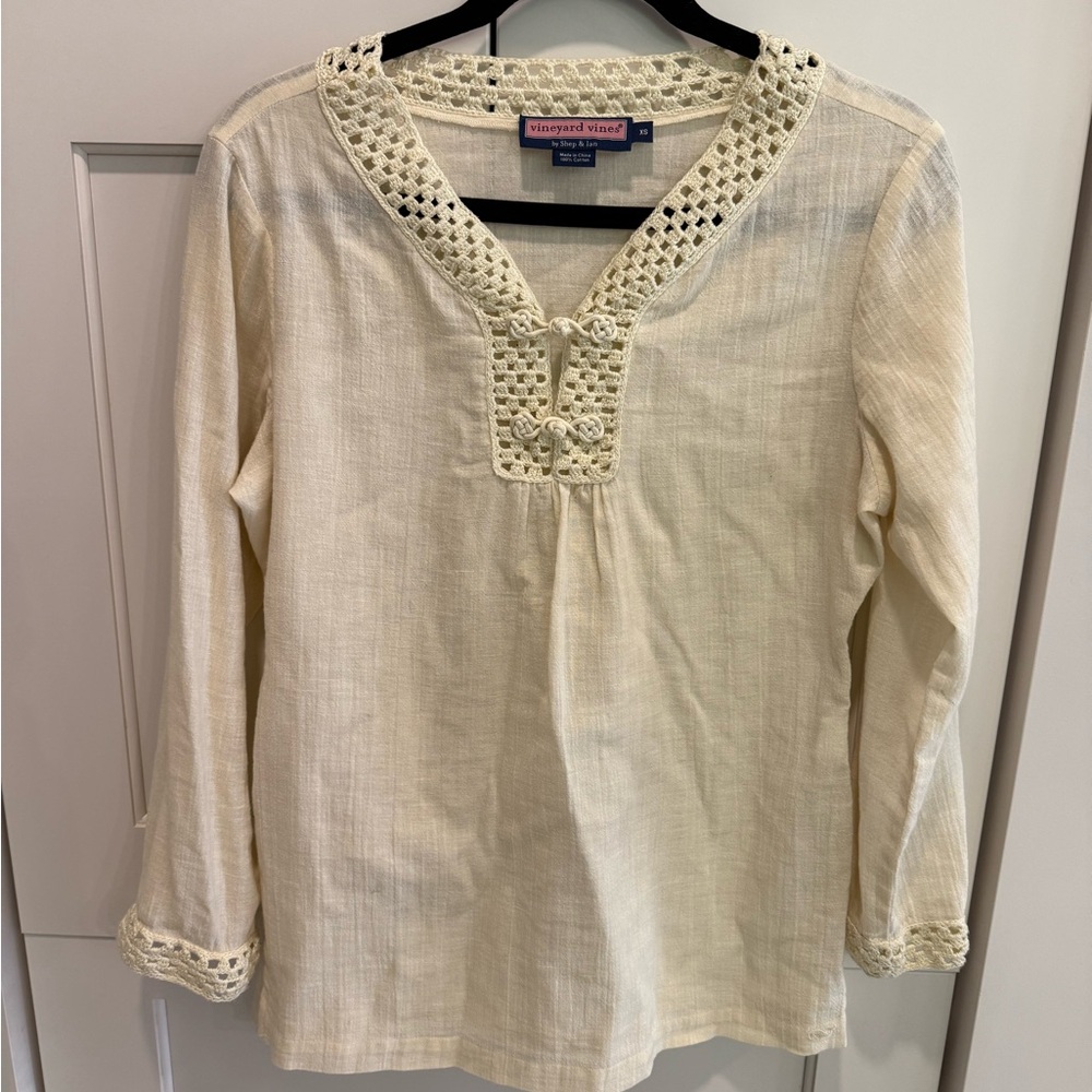 Vineyard Vines Women's Cream Crochet Detail Tunic